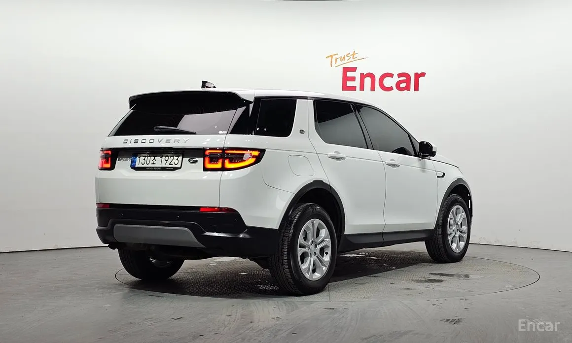 Фото 2 - Land Rover Discovery Sport