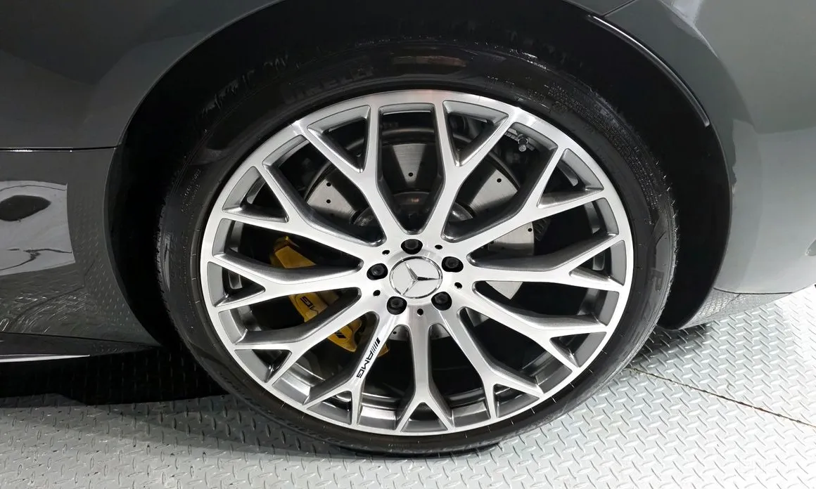 Фото 5 - Mercedes-Benz SL-Class