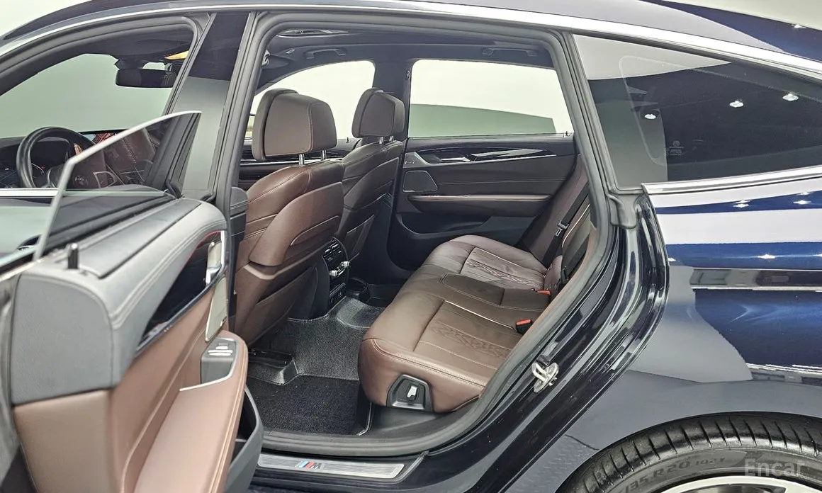 Фото 12 - BMW Gran Turismo