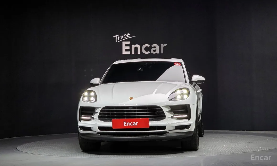 Фото 3 - Porsche Macan