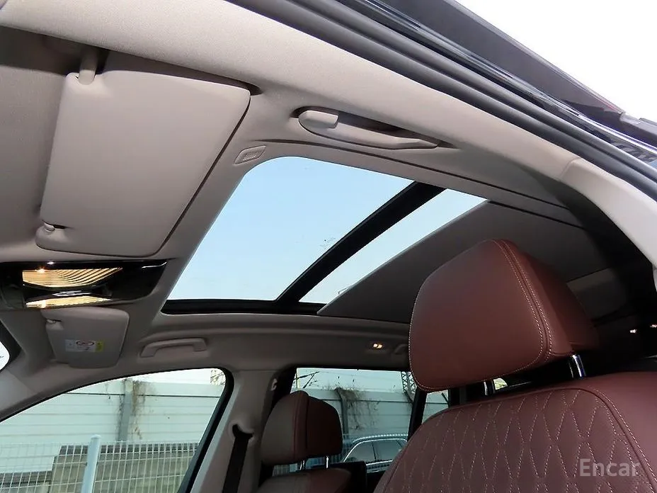 Фото 16 - BMW X7