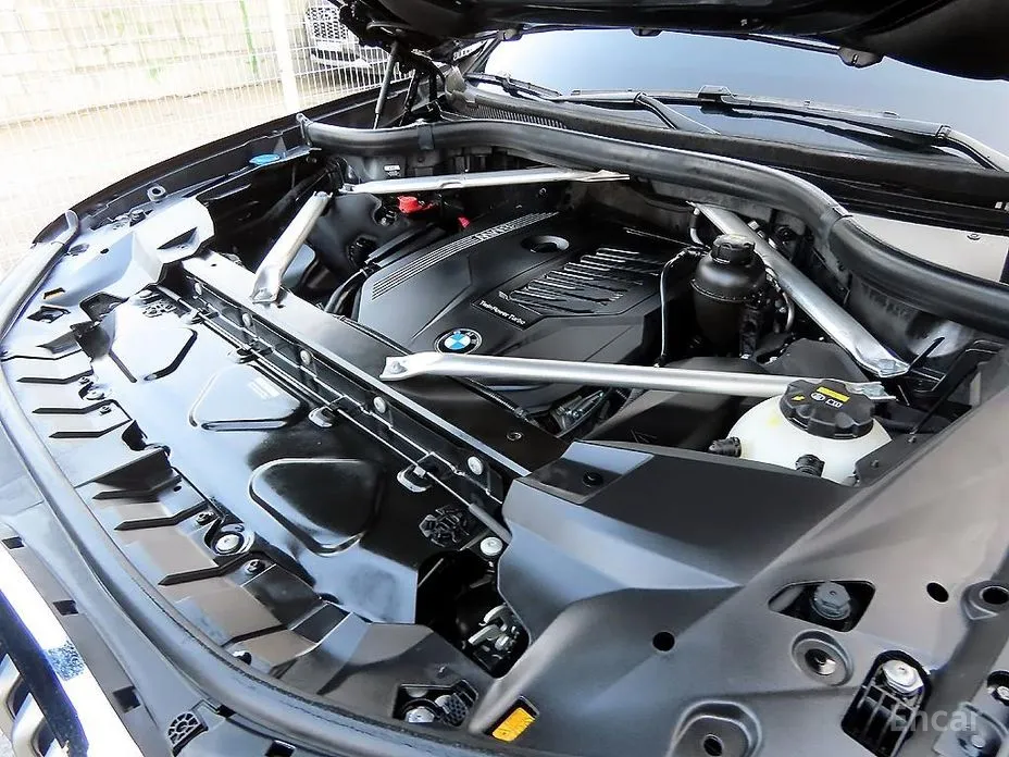 Фото 19 - BMW X7