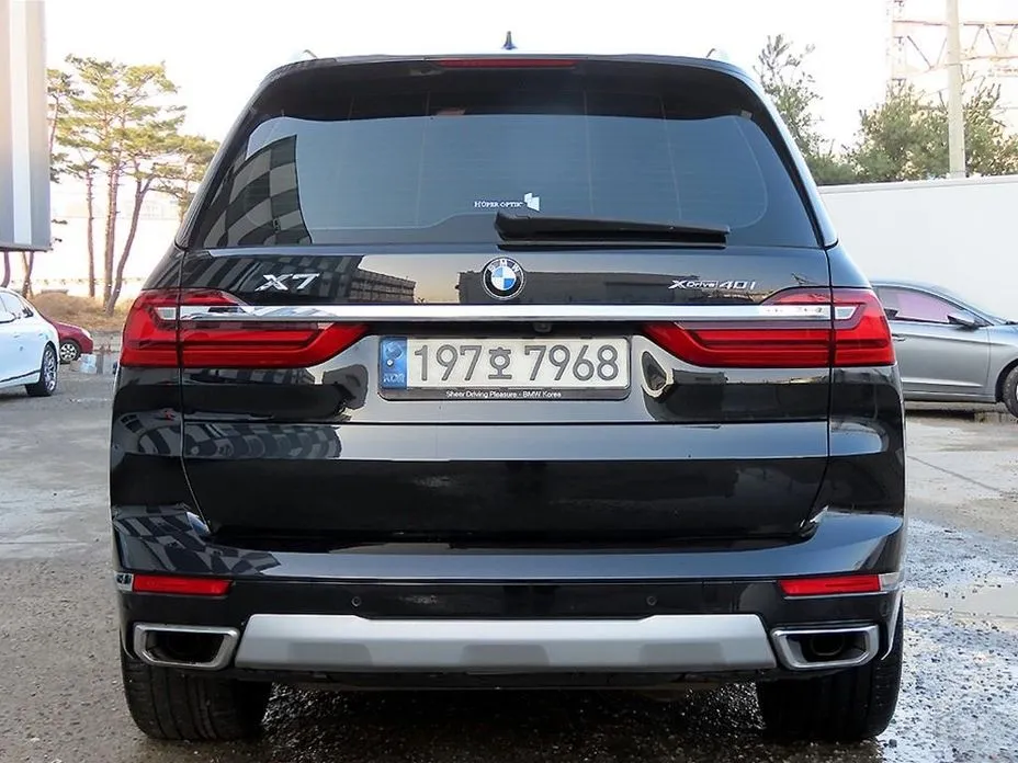 Фото 4 - BMW X7