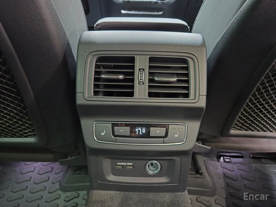 Фото 13 - Audi SQ5