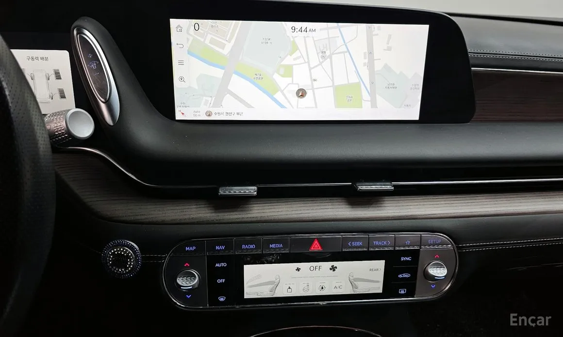 Фото 14 - Genesis G90