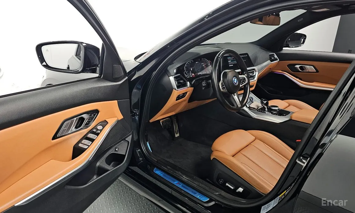 Фото 11 - BMW 3 Series