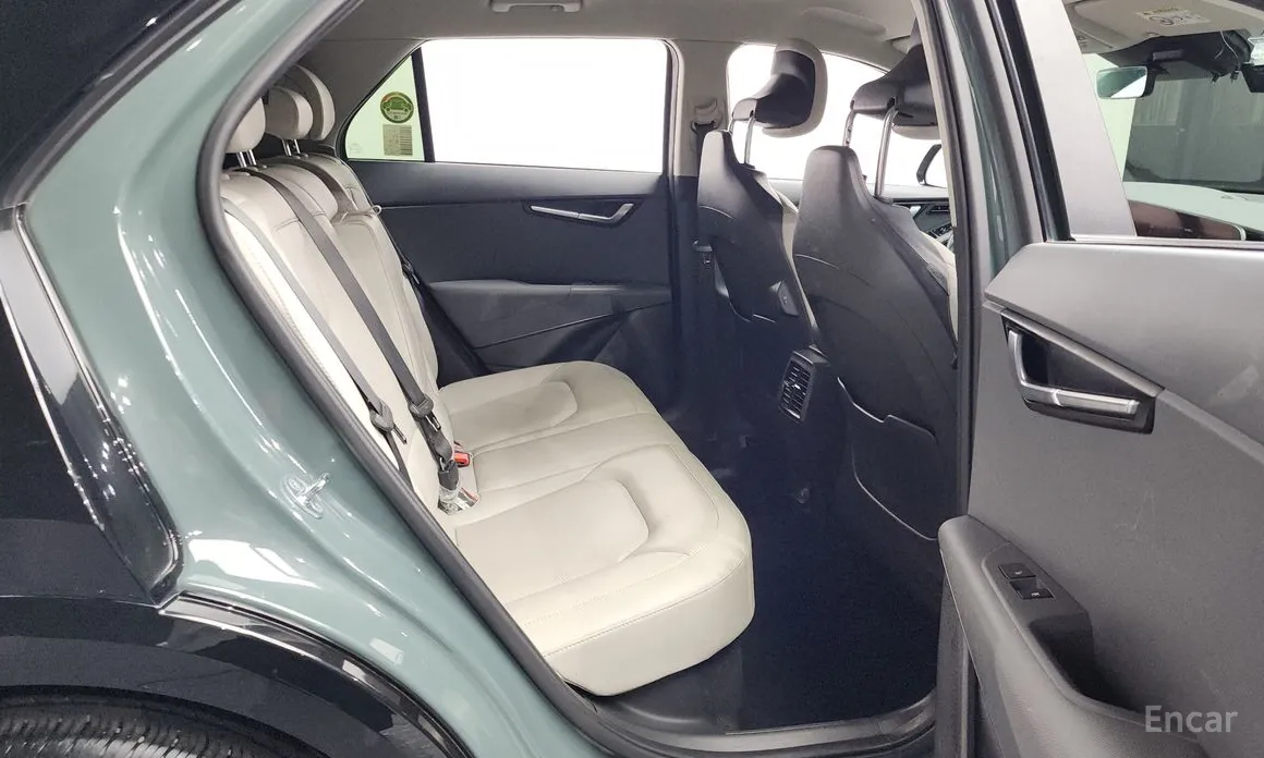 Фото 12 - Kia Niro