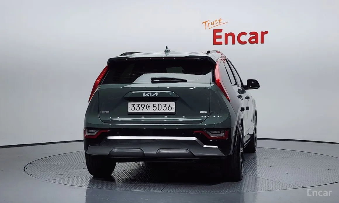 Фото 4 - Kia Niro