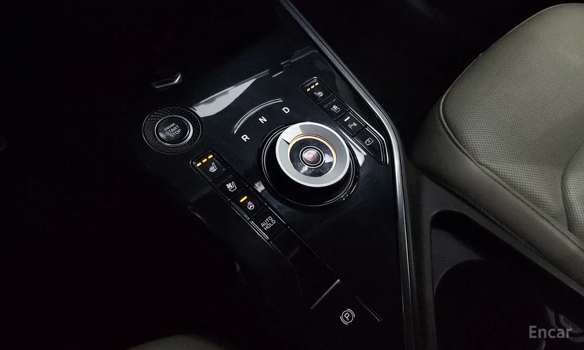 Фото 9 - Kia Niro