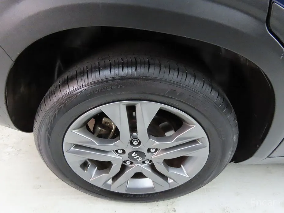 Фото 20 - Kia Seltos