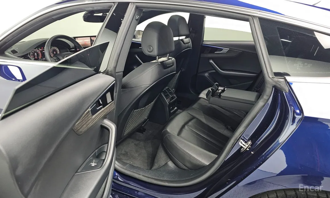 Фото 13 - Audi A5