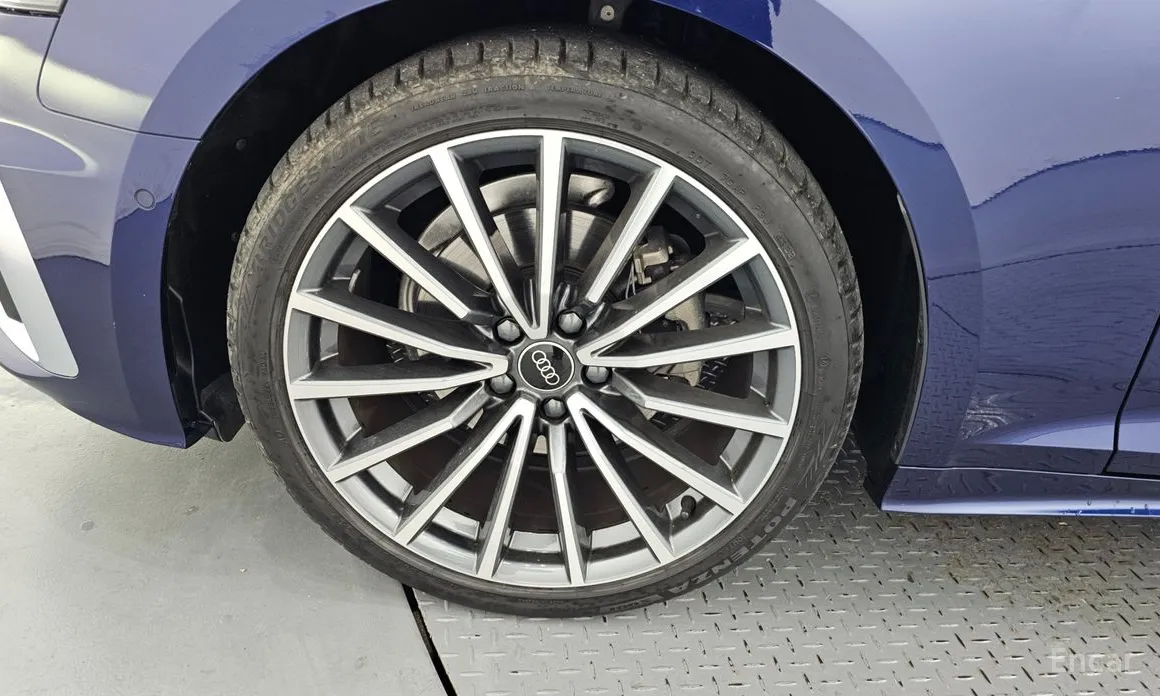 Фото 5 - Audi A5