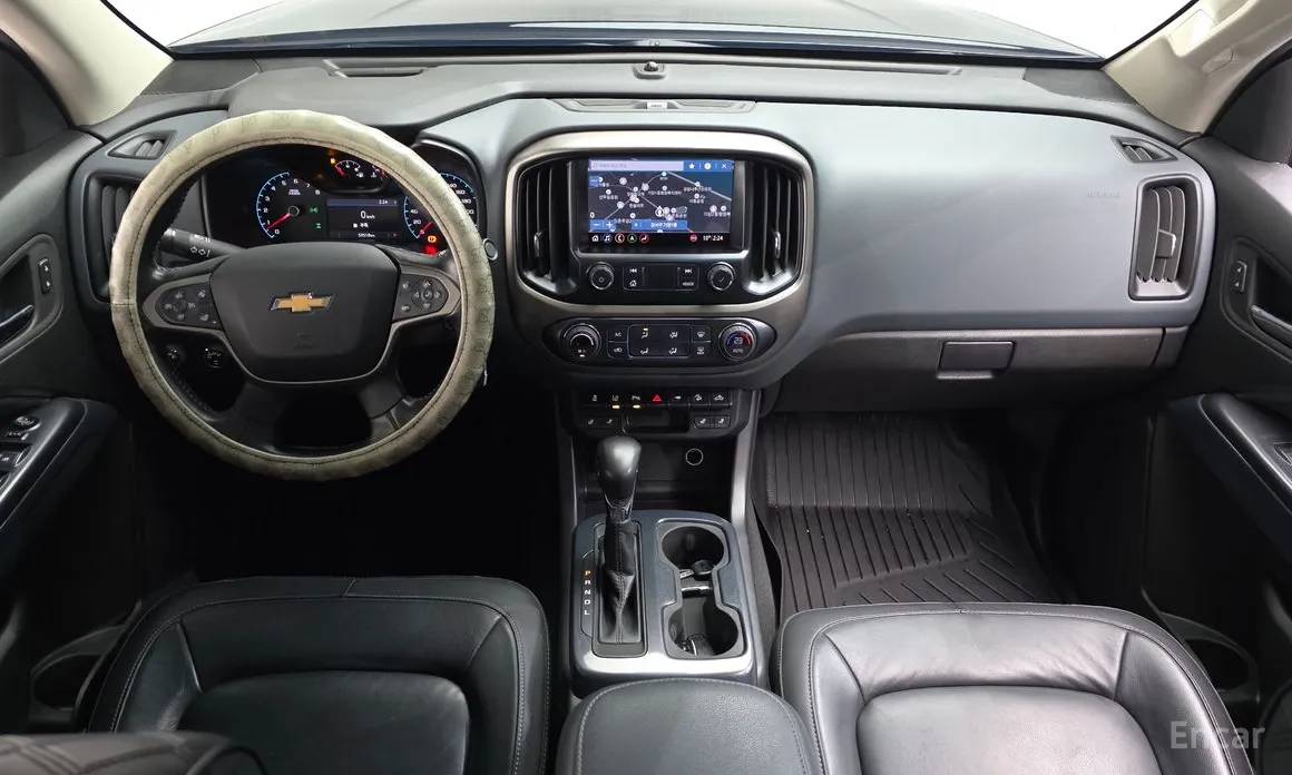 Photo 7 - Chevrolet Colorado