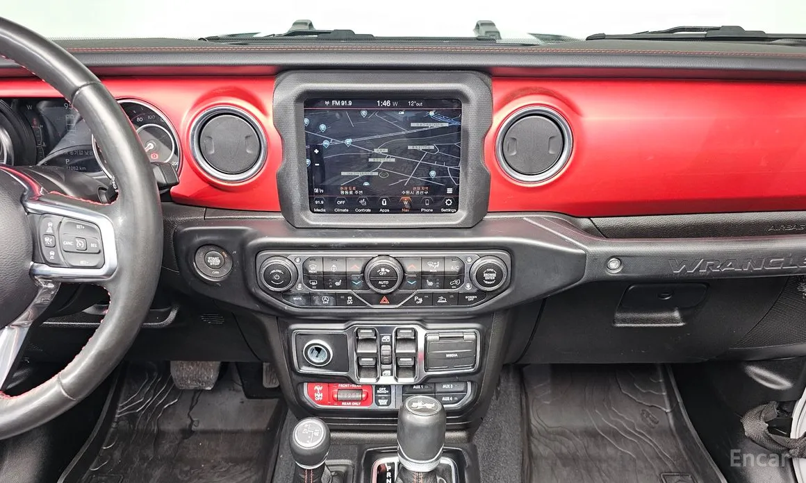 Фото 14 - Jeep Wrangler