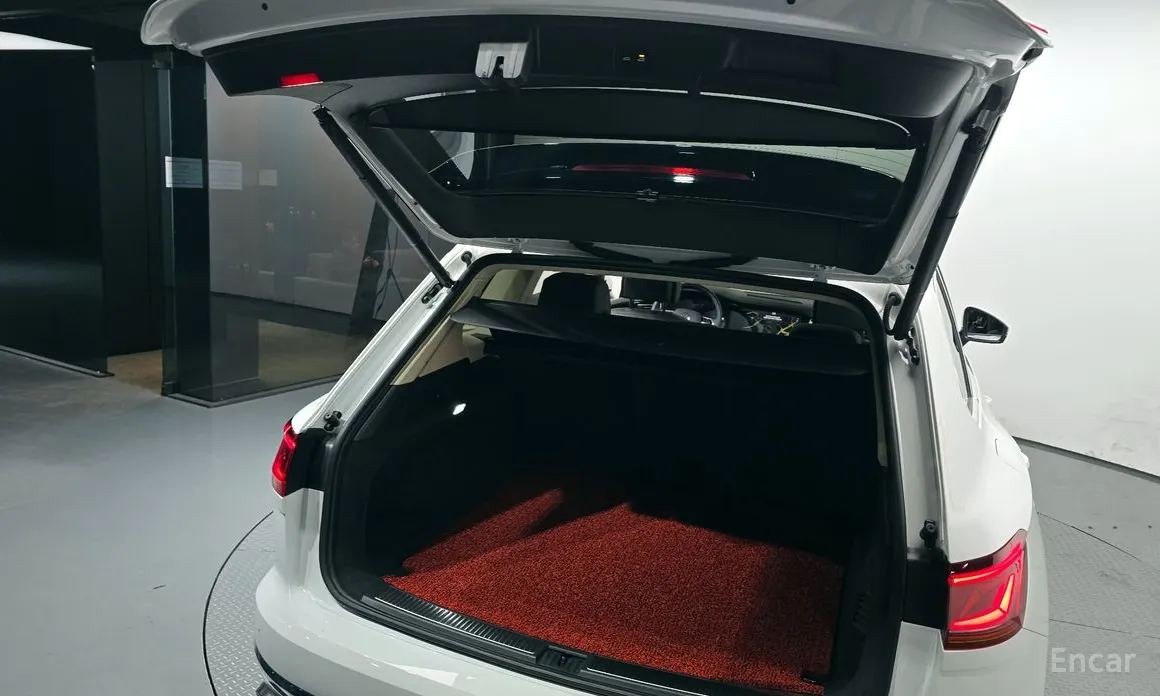 Фото 20 - Volkswagen Touareg