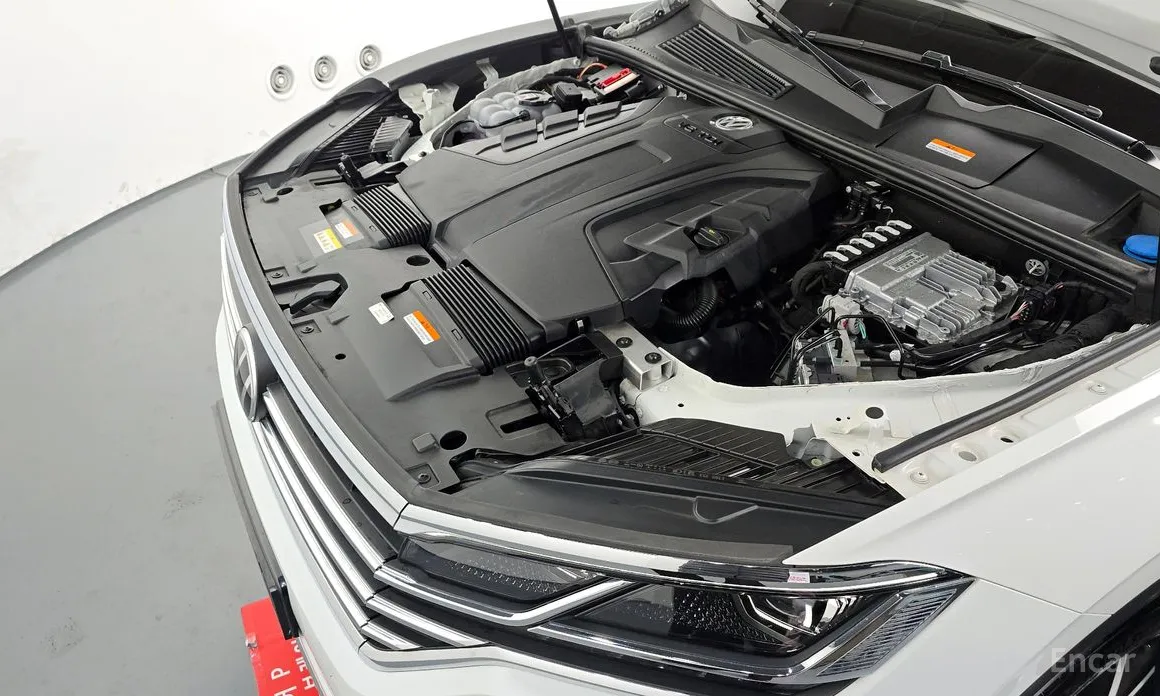 Фото 6 - Volkswagen Touareg