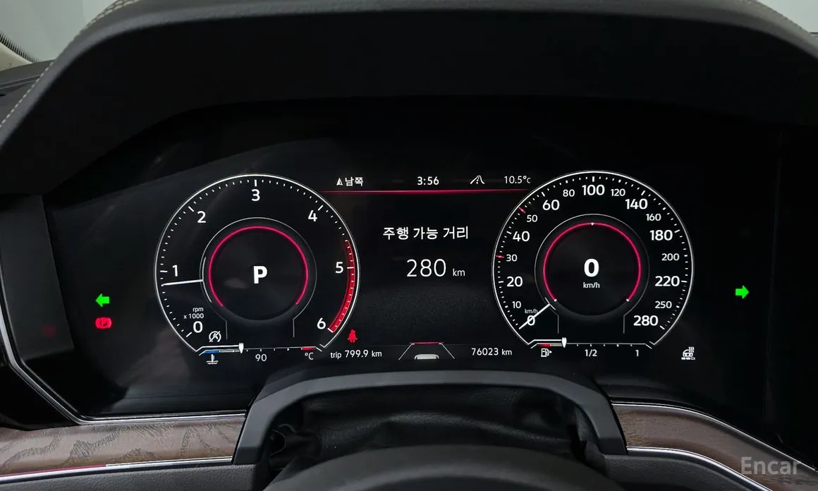 Фото 8 - Volkswagen Touareg