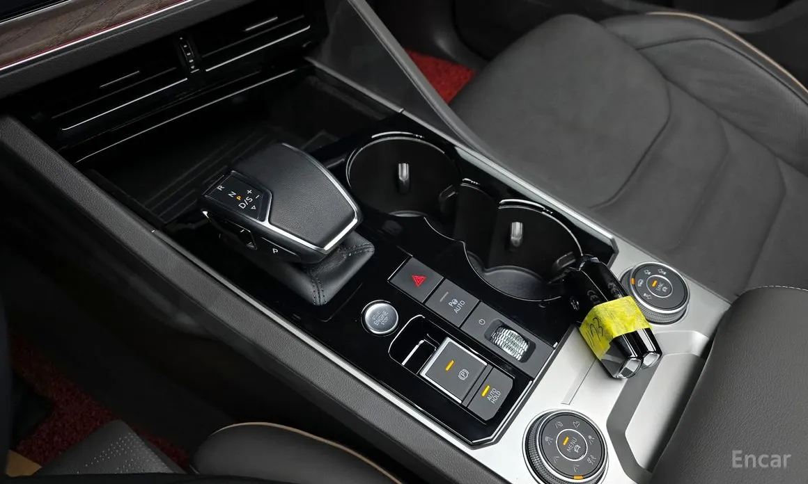 Фото 9 - Volkswagen Touareg