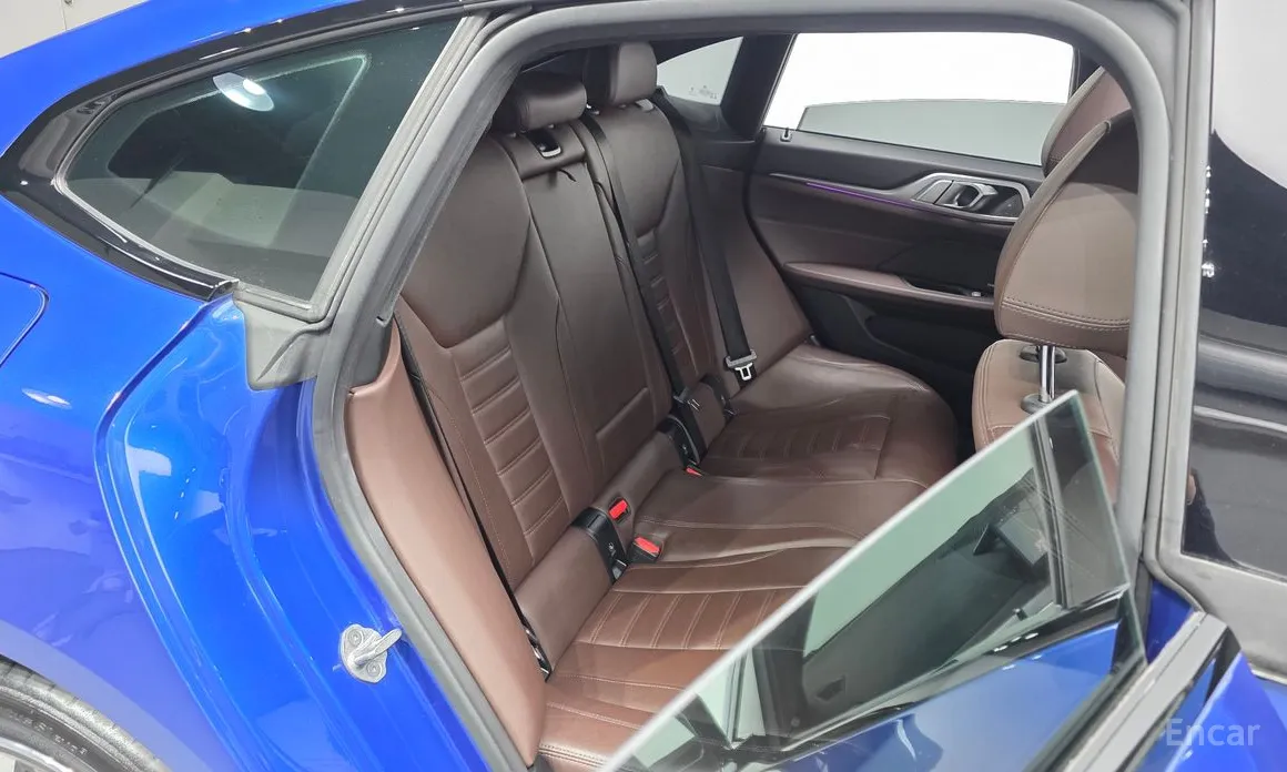 Фото 12 - BMW i4