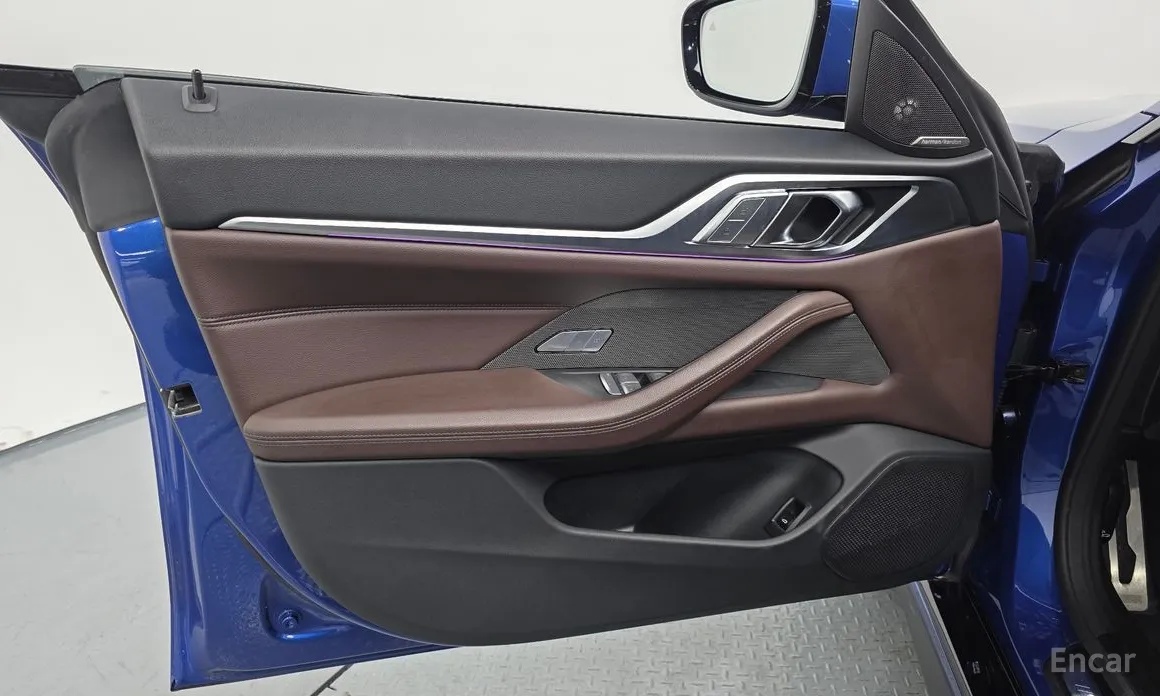 Фото 18 - BMW i4