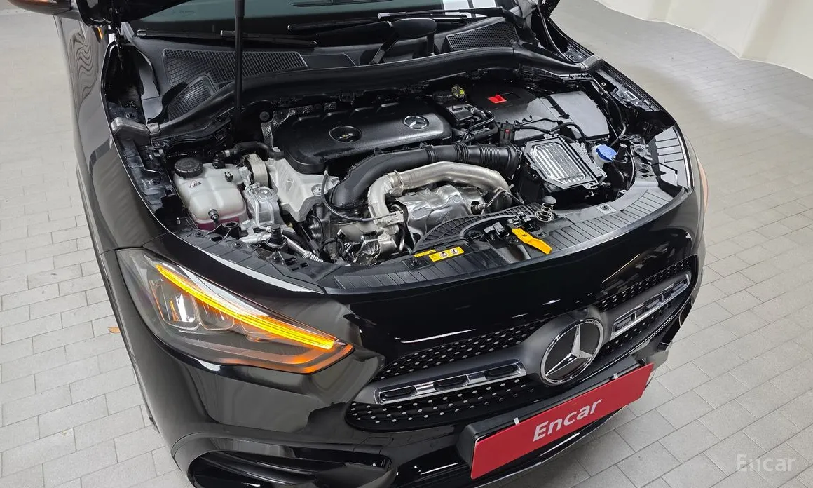 Фото 6 - Mercedes-Benz GLA-Class