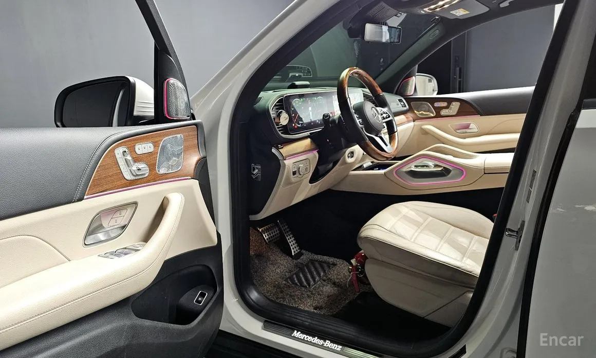 Фото 12 - Mercedes-Benz GLS-Class