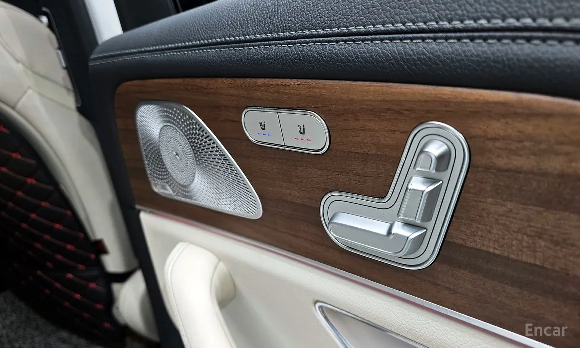 Фото 19 - Mercedes-Benz GLS-Class