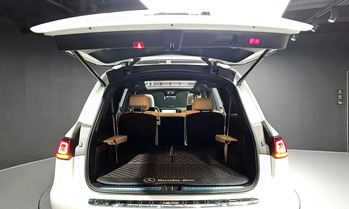 Фото 20 - Mercedes-Benz GLS-Class