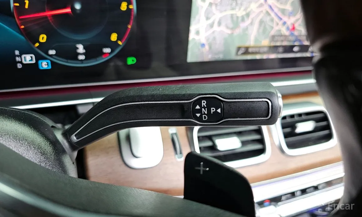 Фото 9 - Mercedes-Benz GLS-Class