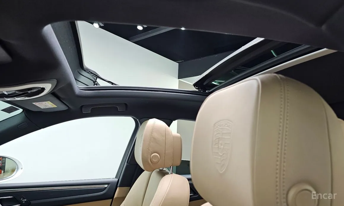 Фото 18 - Porsche Macan