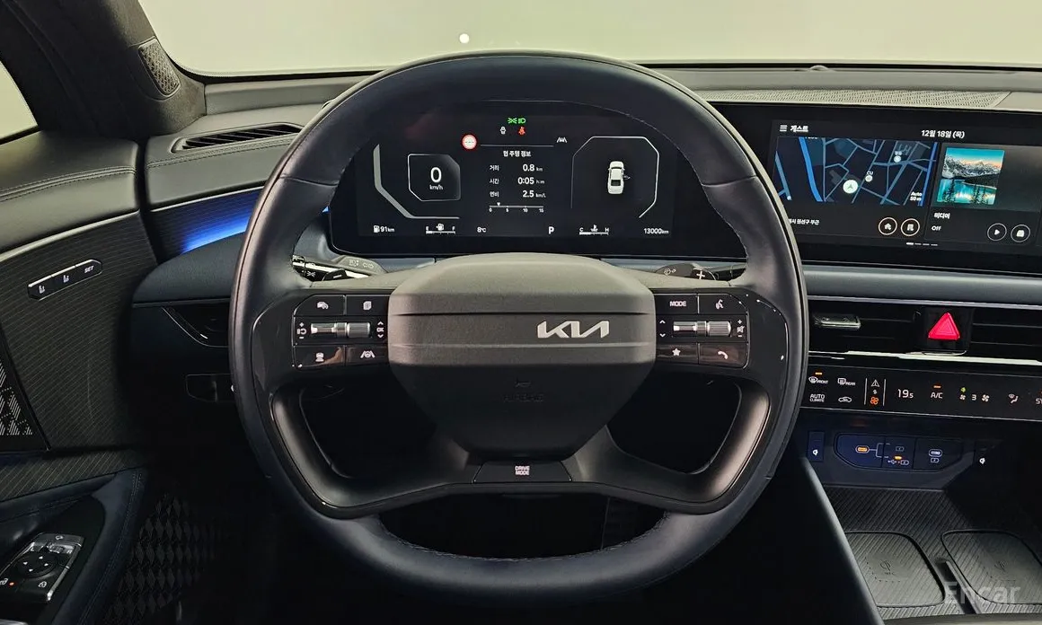 Фото 13 - Kia K8