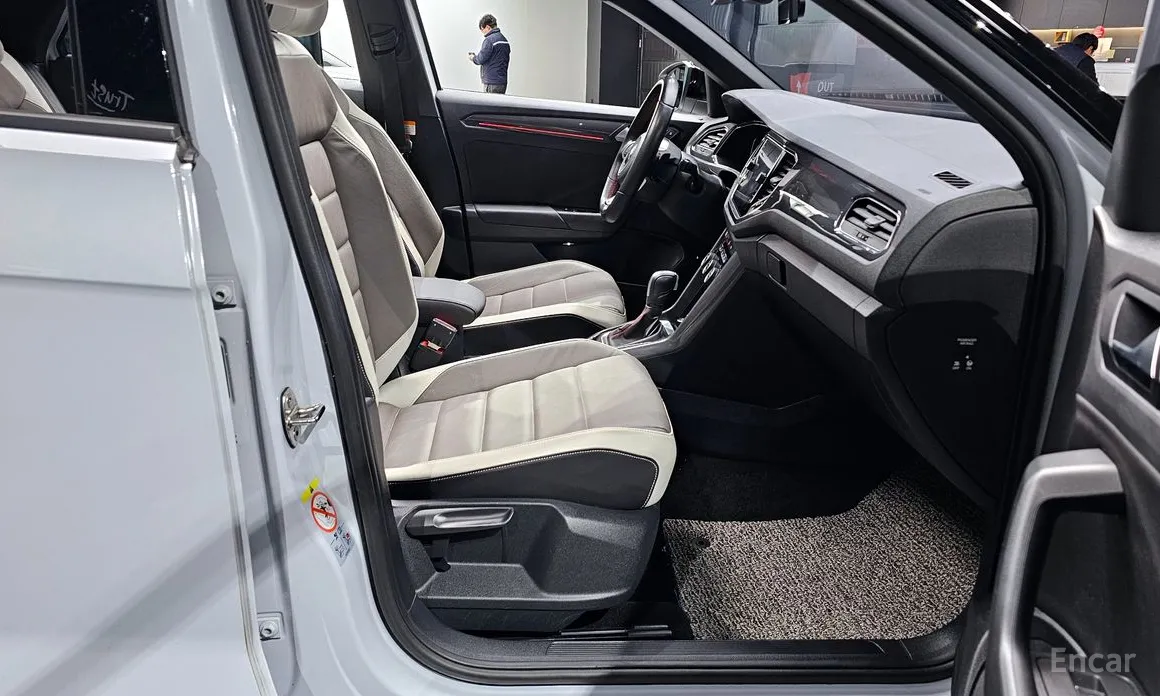 Фото 11 - Volkswagen T-Roc