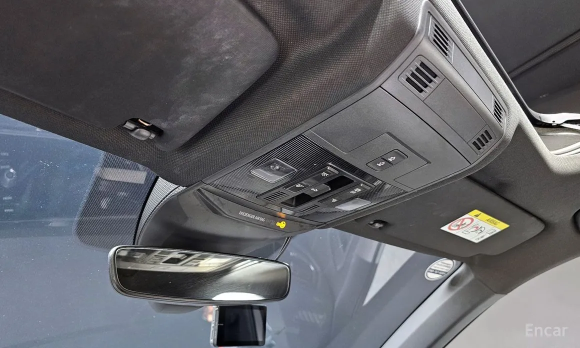 Фото 19 - Volkswagen T-Roc