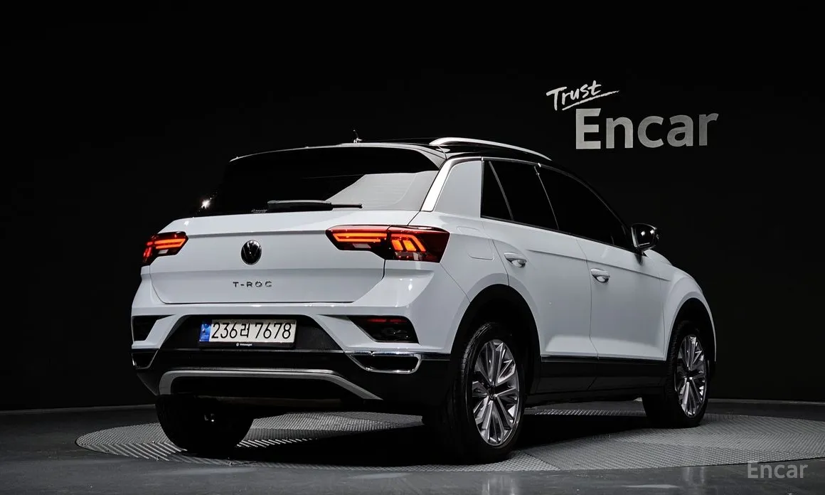 Фото 2 - Volkswagen T-Roc