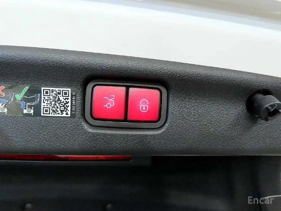 Фото 17 - Mercedes-Benz C-Class