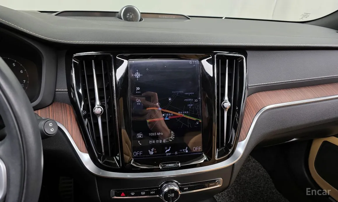 Фото 14 - Volvo V60