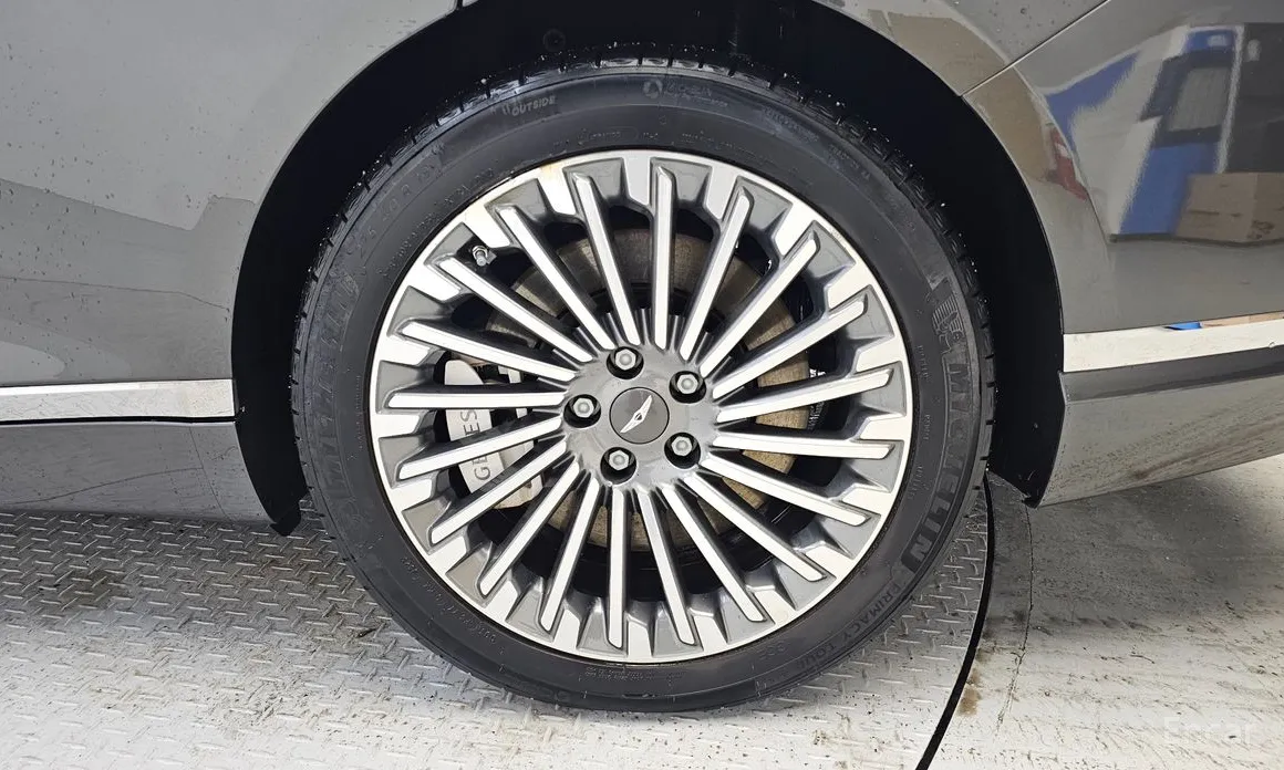 Фото 5 - Genesis G80