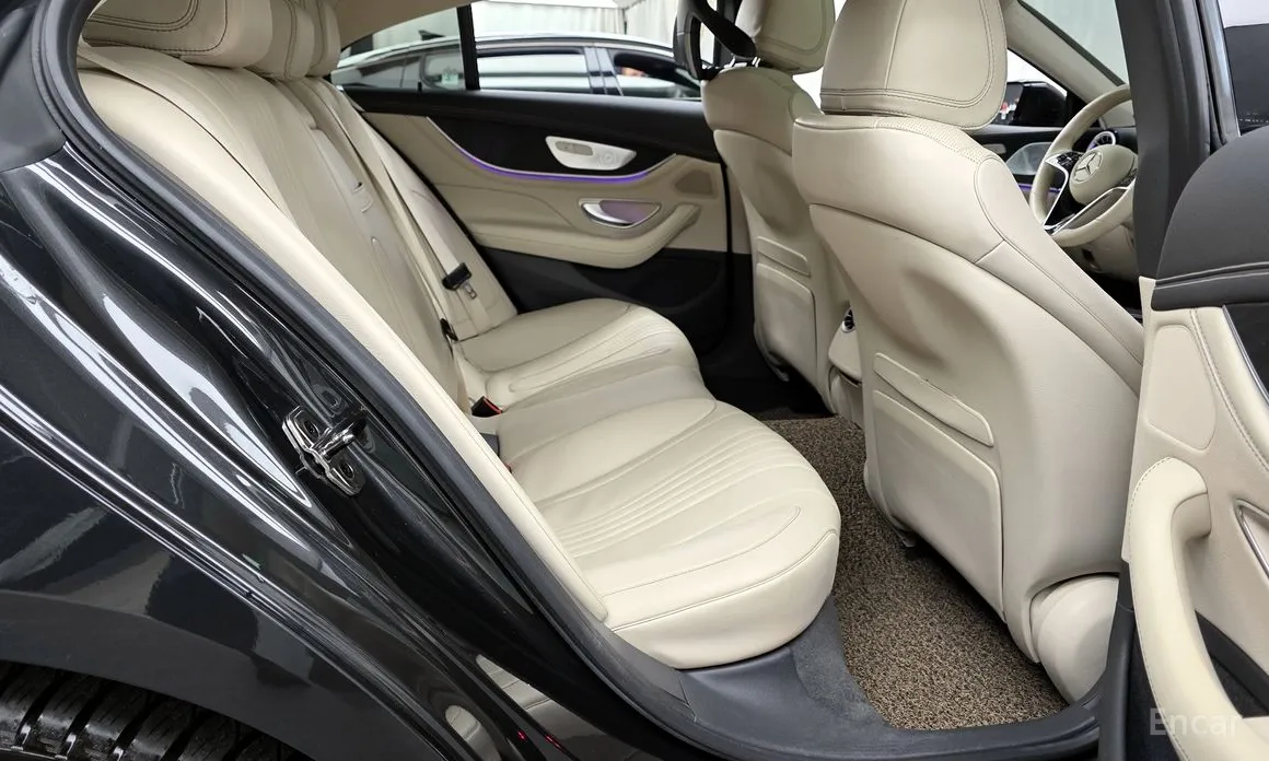 Фото 12 - Mercedes-Benz CLS-Class