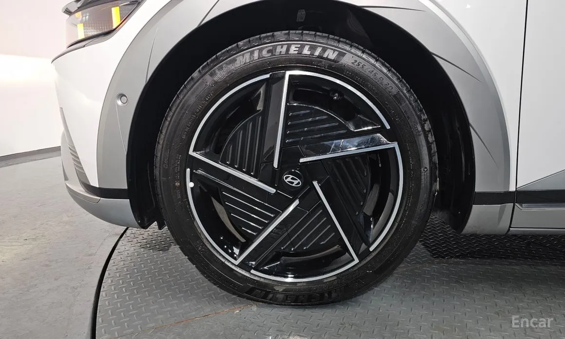 Фото 5 - Hyundai Ioniq 5