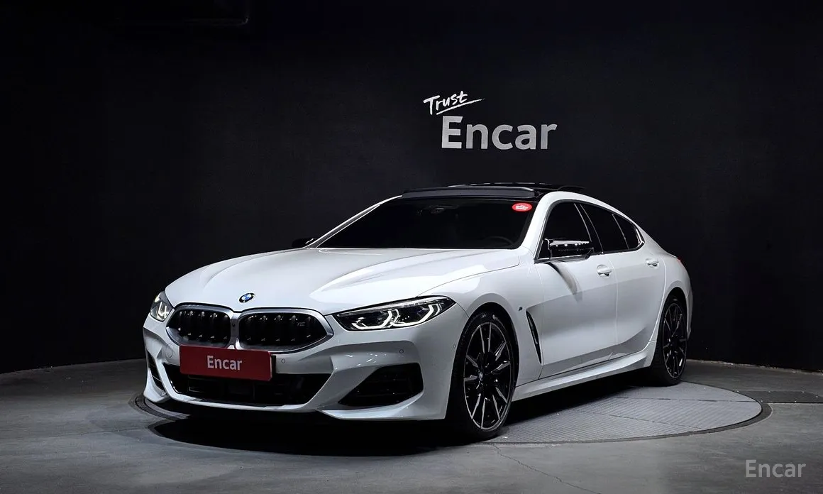 Фото 1 - BMW 8 Series