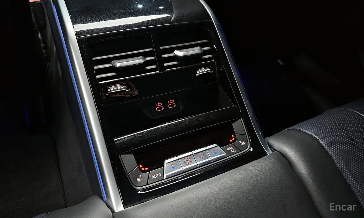 Фото 17 - BMW 8 Series