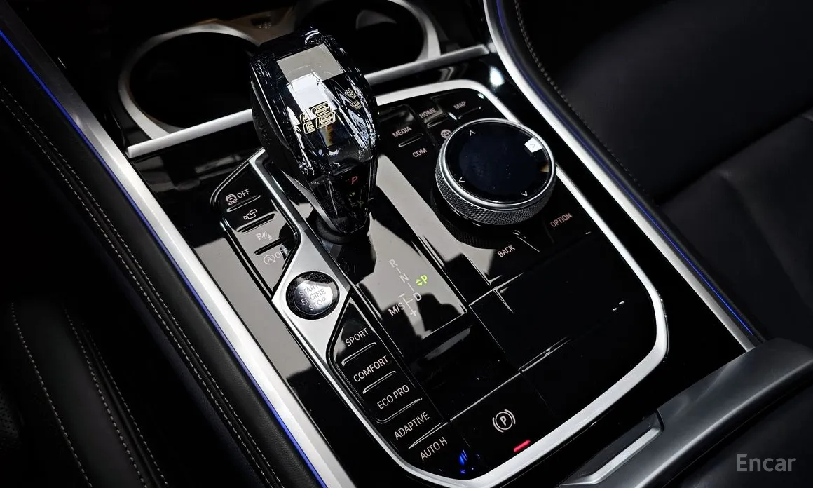 Фото 9 - BMW 8 Series