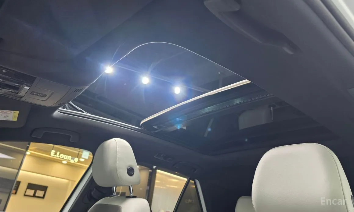 Фото 18 - Volkswagen T-Roc