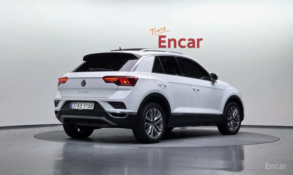 Фото 2 - Volkswagen T-Roc