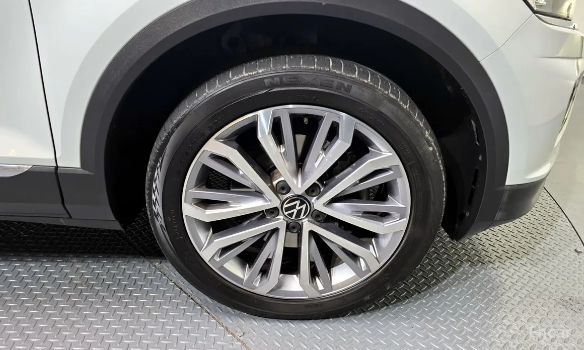 Фото 5 - Volkswagen T-Roc