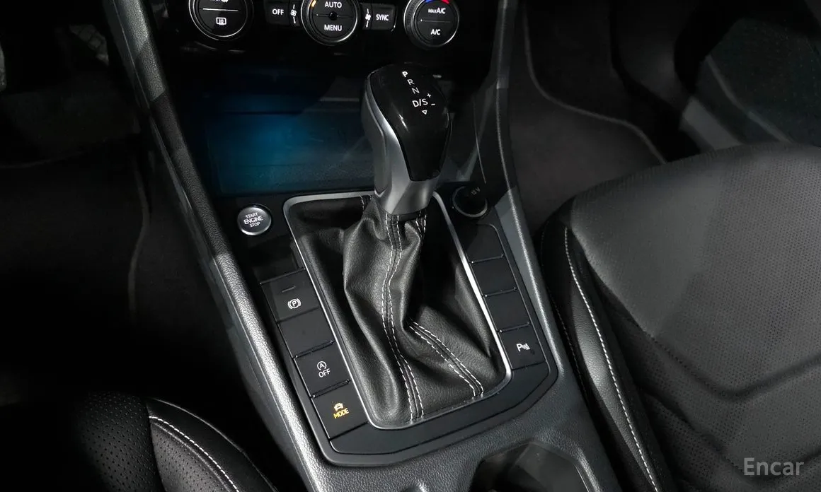 Фото 9 - Volkswagen Jetta