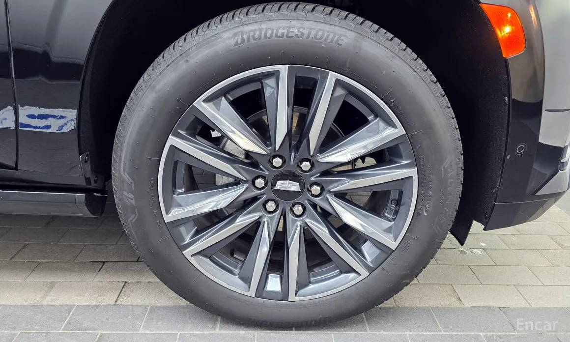 Фото 5 - Cadillac Escalade