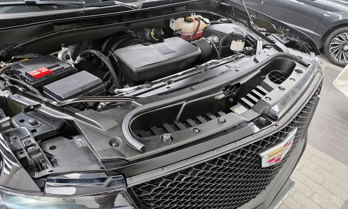 Фото 6 - Cadillac Escalade