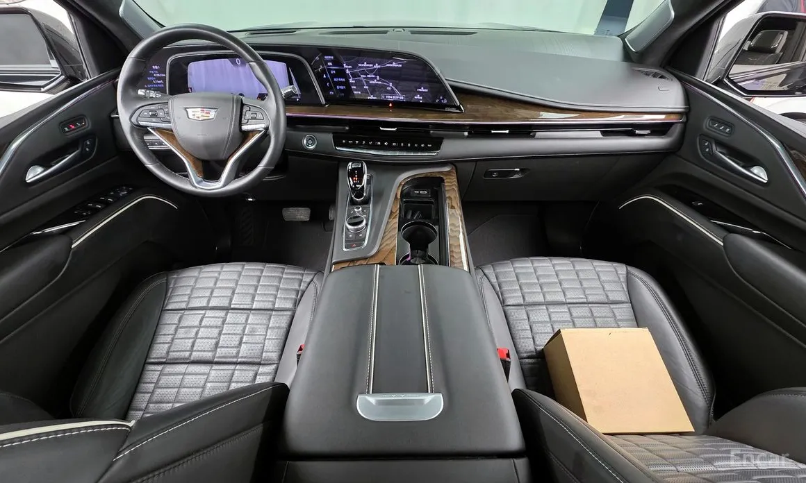 Фото 7 - Cadillac Escalade