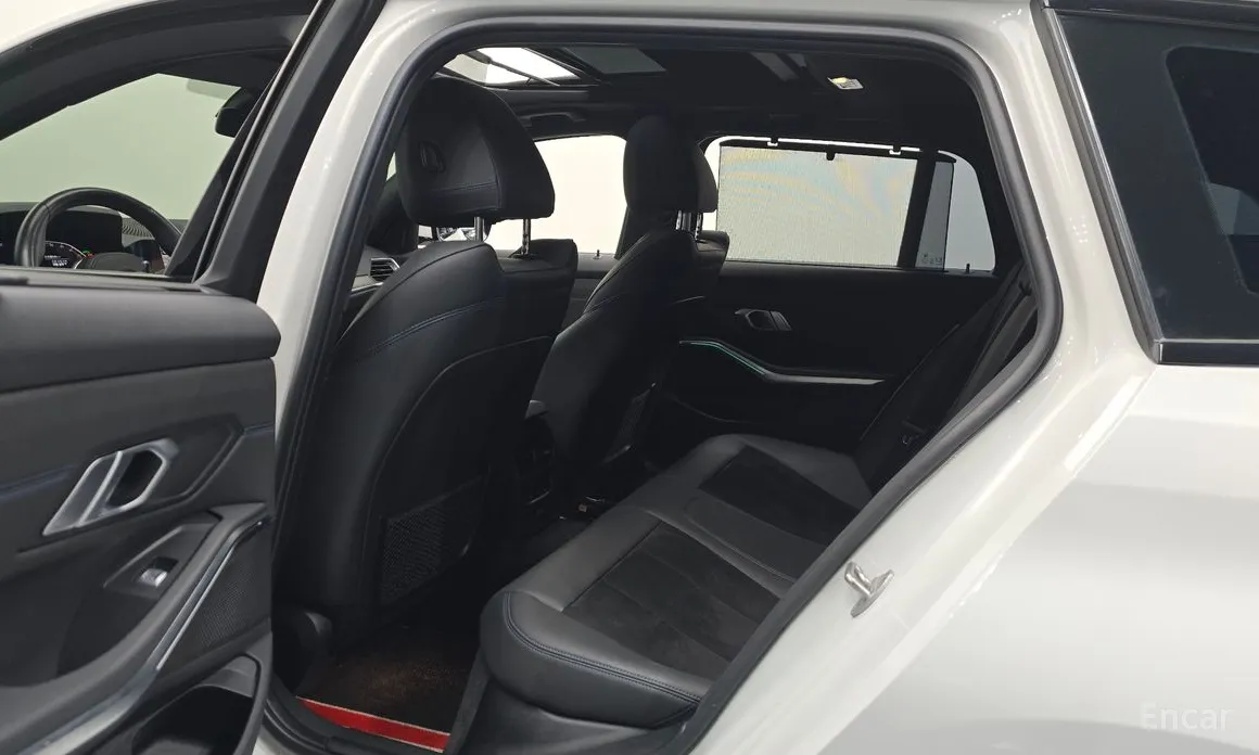 Фото 12 - BMW 3 Series